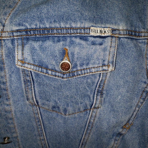 Vintage Bill Blass jean jacket with velvet collar - Picture 2 of 3